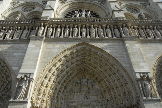 1314059-Façade_occidentale_de_Notre-Dame_Paris.jpg